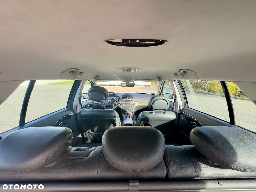 Mercedes-Benz Klasa E - 21