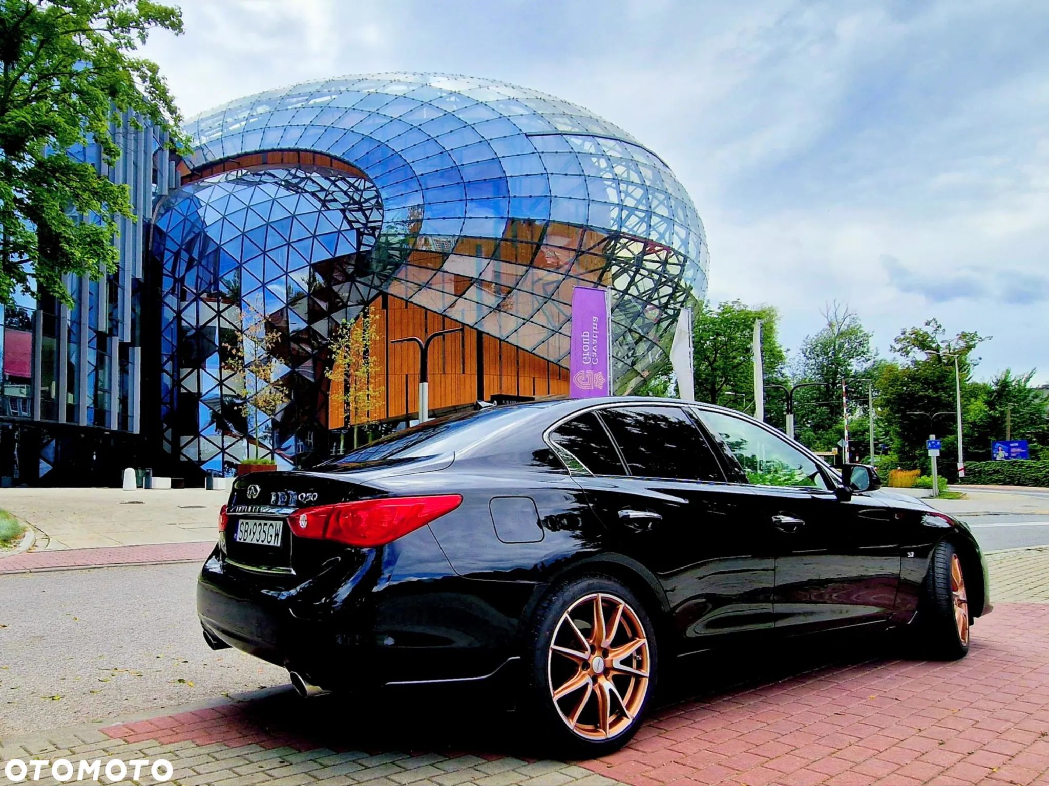 Infiniti Q50 - 1