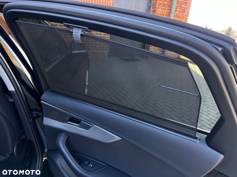 Audi A4 Limousine - 16