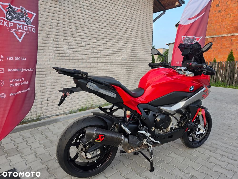BMW XR - 9