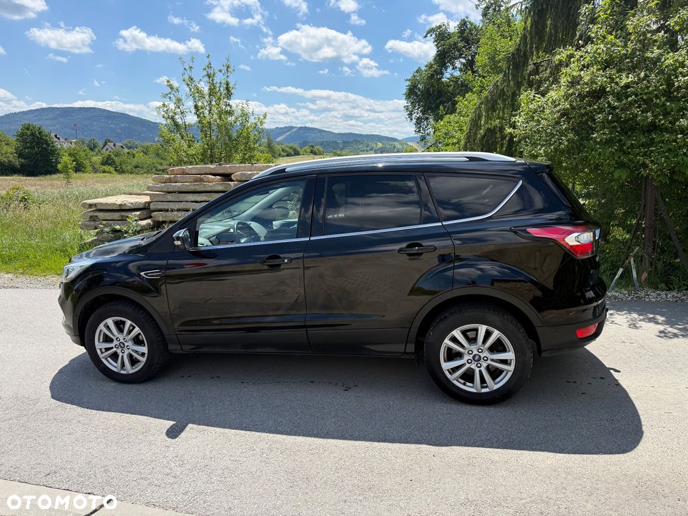 Ford Kuga - 27