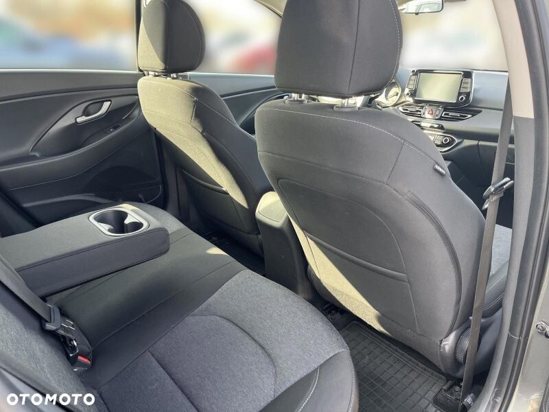 Hyundai i30 - 27
