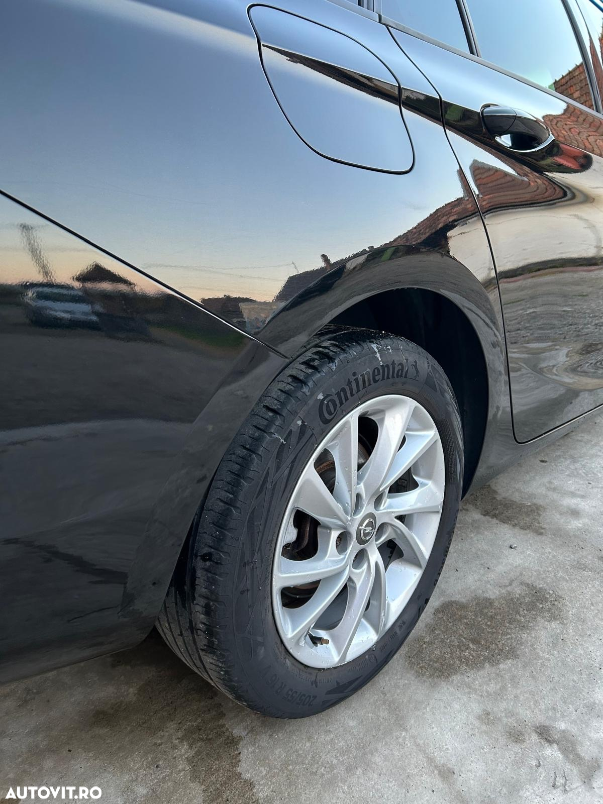 Opel Astra 1.5 D Start/Stop Sports Tourer Automatik 2020 - 10