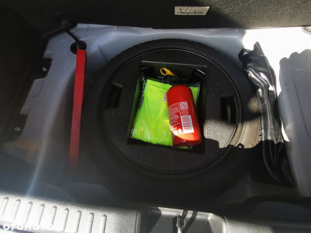 Toyota Yaris 1.5 Comfort - 15