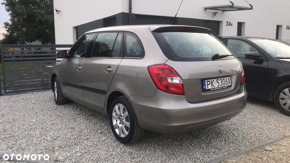 Skoda Fabia 1.4 16V Ambiente - 2