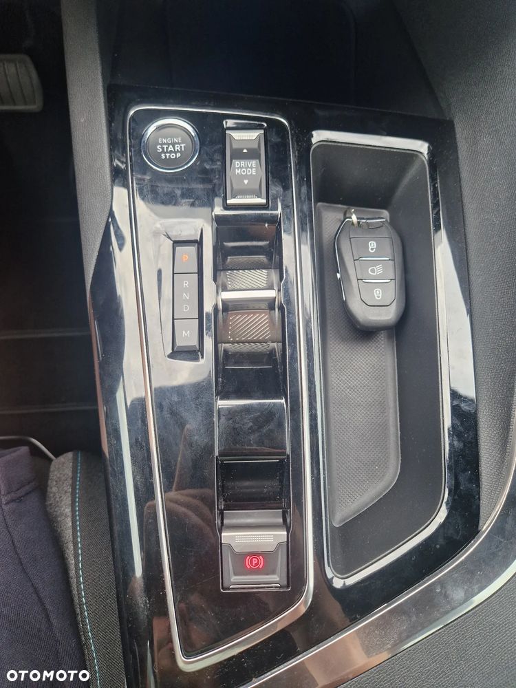 Peugeot 5008 PureTech 130 EAT8 Stop & Start Active Pack - 36
