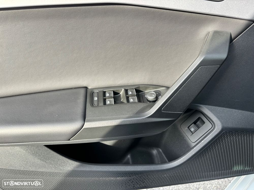 SEAT Leon 1.4 e-Hybrid DSG FR Plus - 35