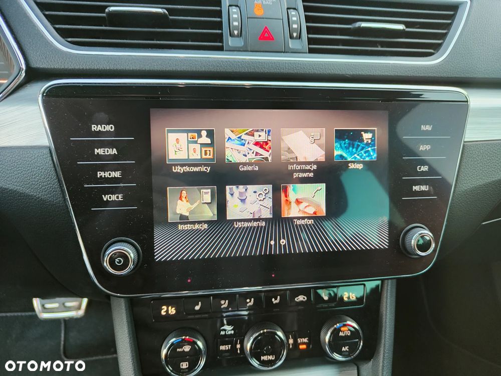 Skoda Superb 2.0 TDI Active DSG7 - 30