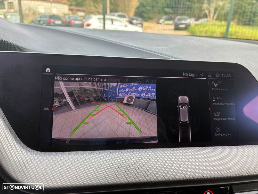 BMW 116 d Pack Desportivo M Auto - 27