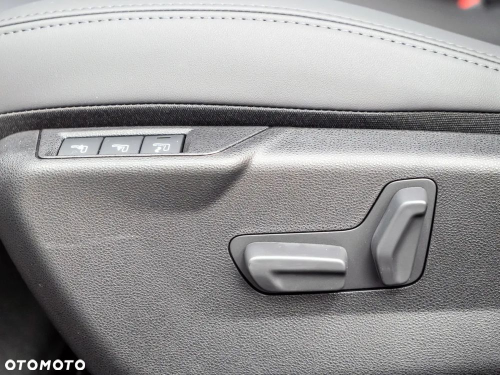 Alfa Romeo Junior 1.2 mHEV Ibrida Speciale eDCT - 21