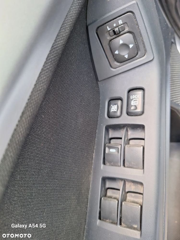 Mitsubishi Lancer 1.5 Inform - 19