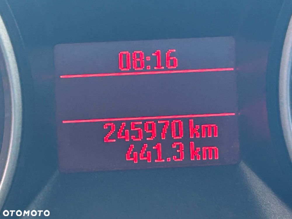 Ford Mondeo - 14