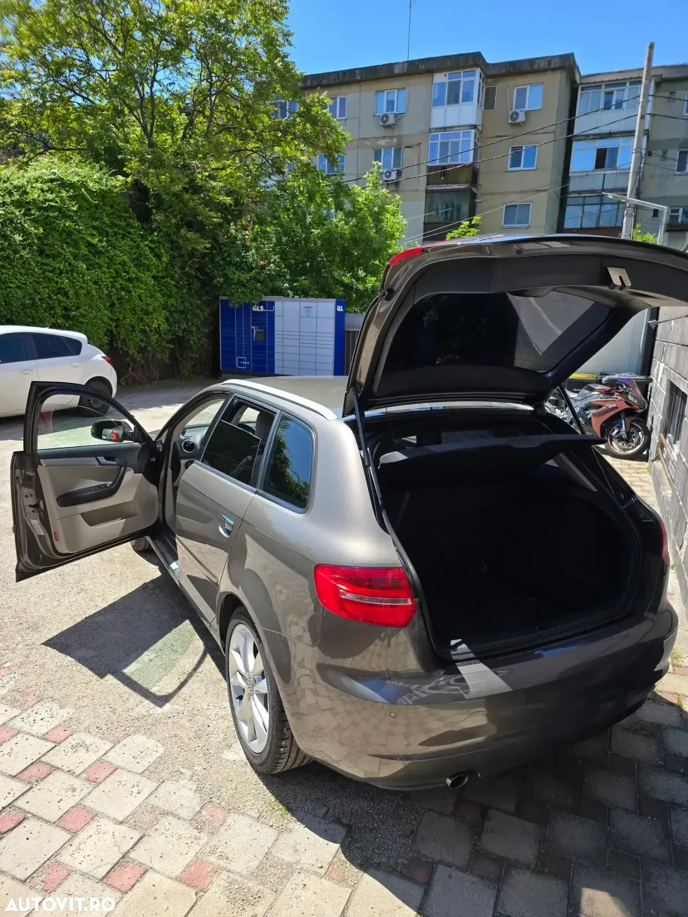 Audi A3 2.0 TDI Sportback DPF Ambition - 4