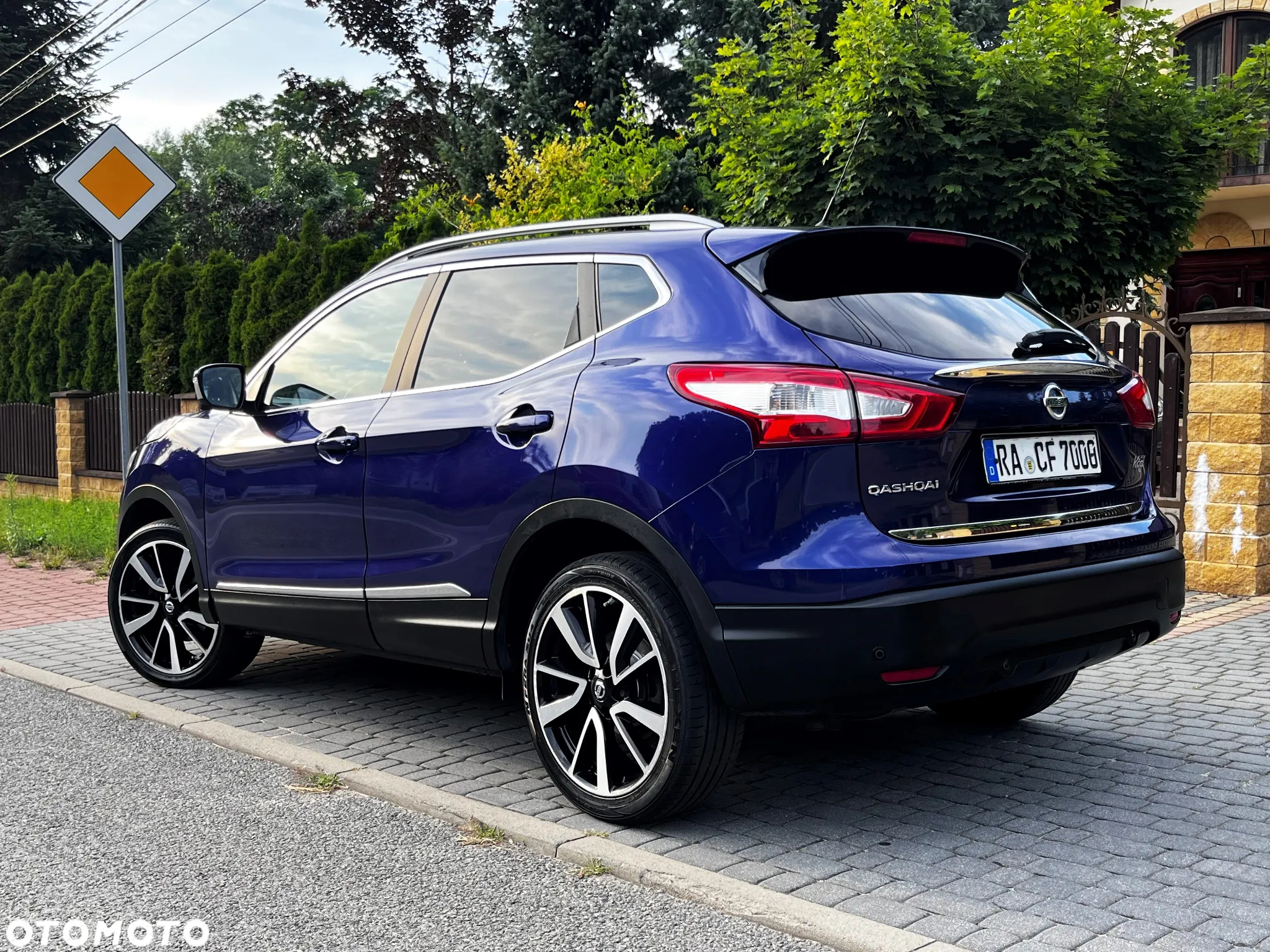 Nissan Qashqai 1.6 DIG-T Tekna+ - 4