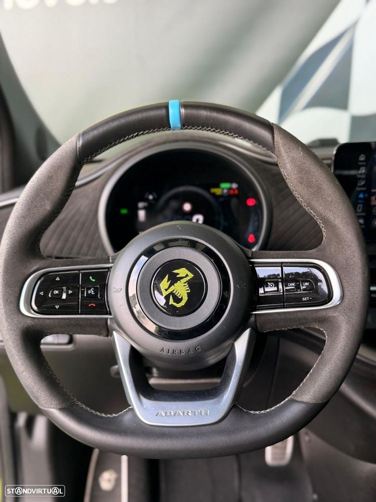 Abarth 500e Scorpionissima - 23