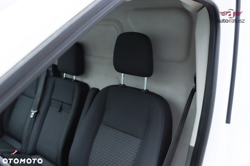 Ford Transit - 19