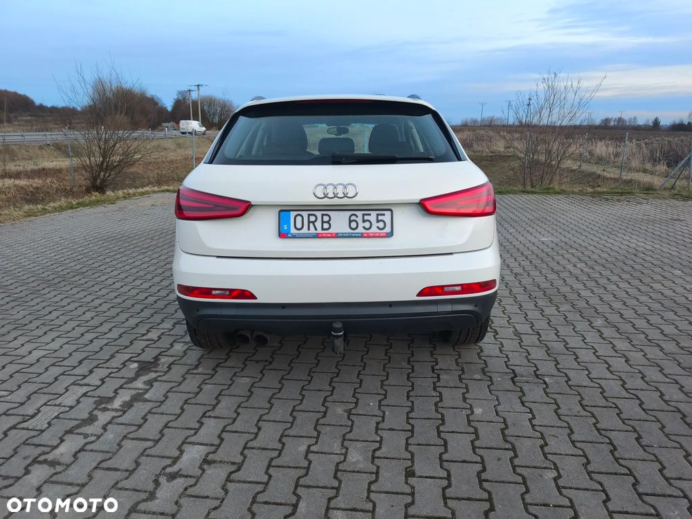 Audi Q3 2.0 TDI - 9