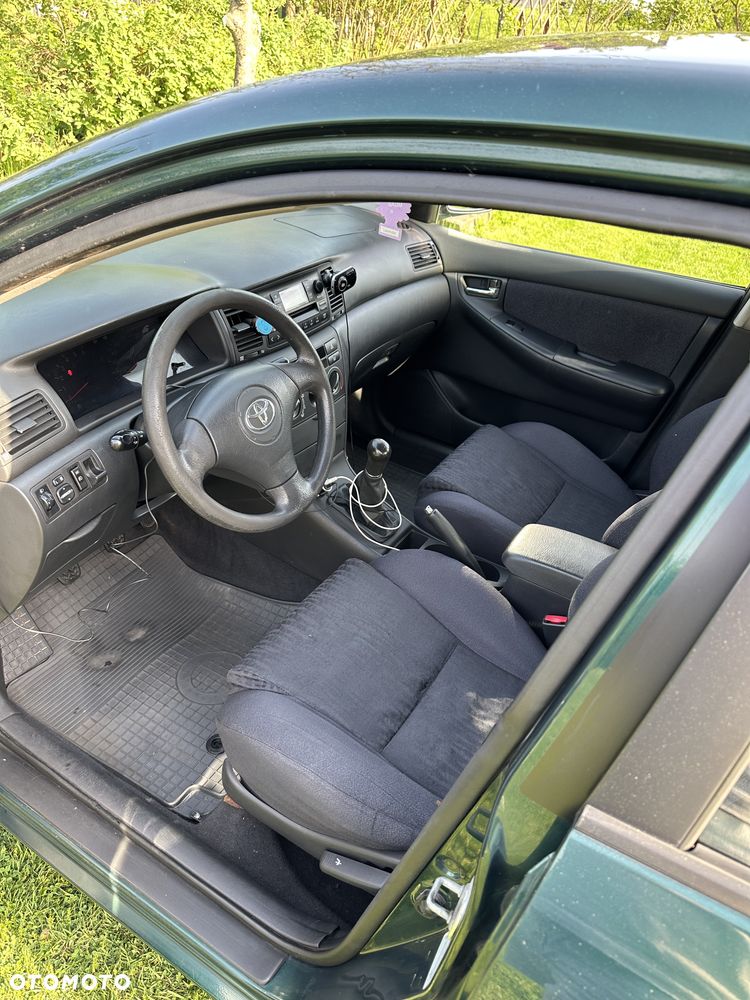 Toyota Corolla 1.6 VVT-i Terra - 4