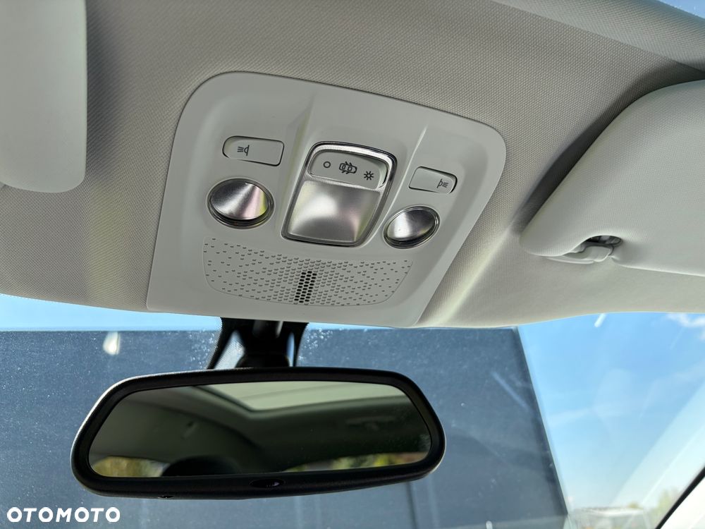 Peugeot 2008 PureTech 130 GPF Stop&Start Crossway - 31