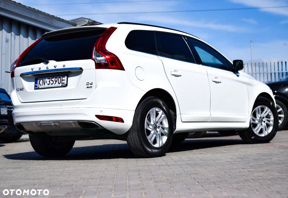 Volvo XC 60 D4 AWD Momentum - 41