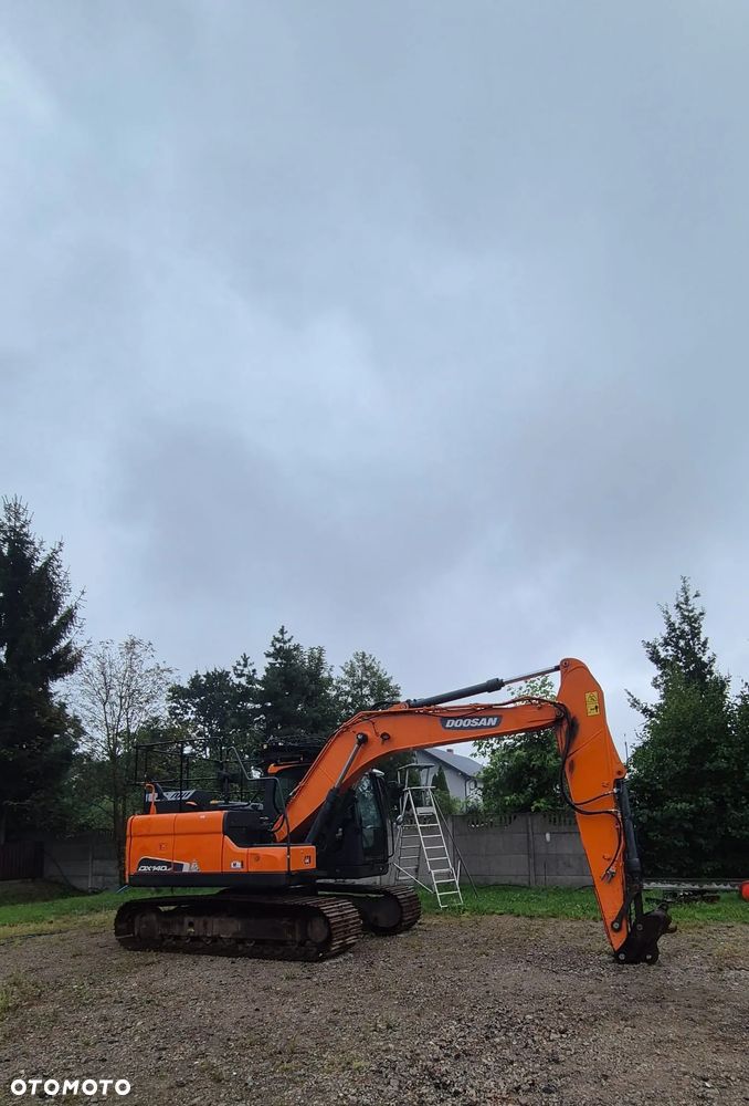 Doosan DX 140  LC - 5  KOPARKA GĄSIENICOWA - 15