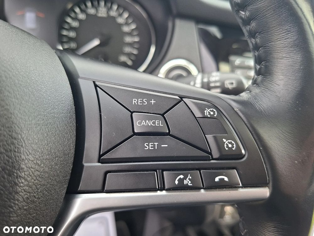 Nissan X-Trail 1.6 DIG-T Tekna - 23