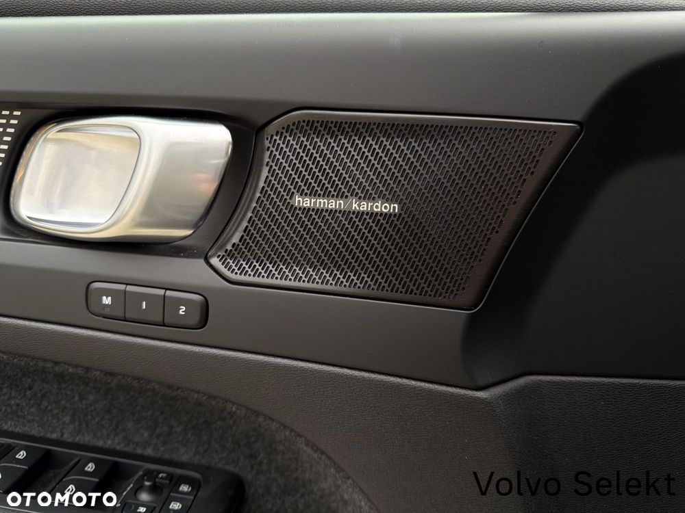 Volvo XC 40 - 26