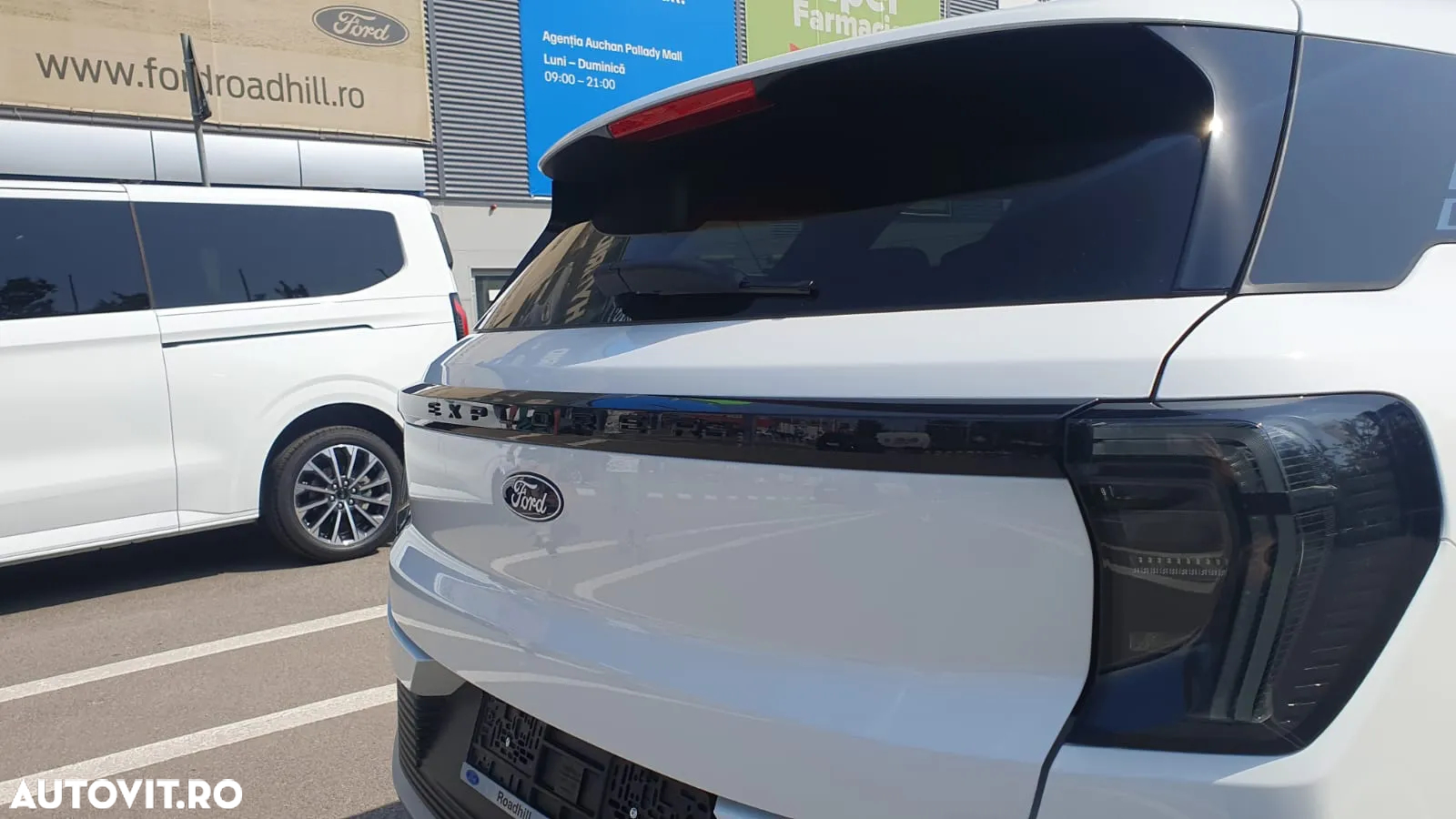 Ford Explorer RWD 77 kWh Extended Range Premium - 4