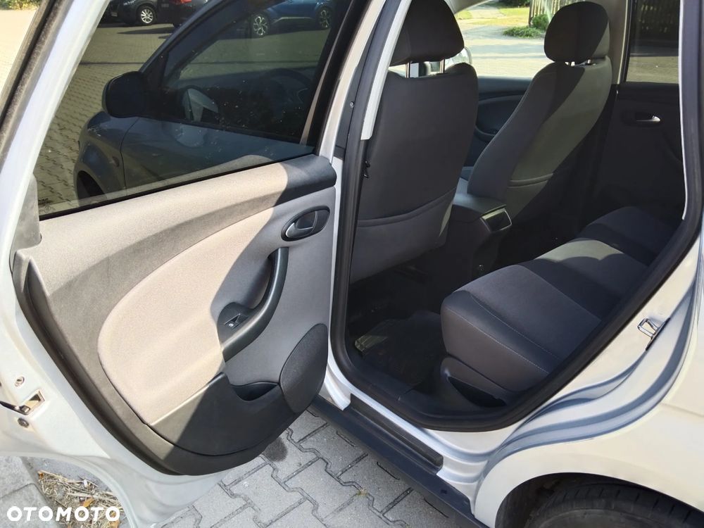 Seat Altea XL 1.6 TDI DPF CR Ecomotive Style - 7