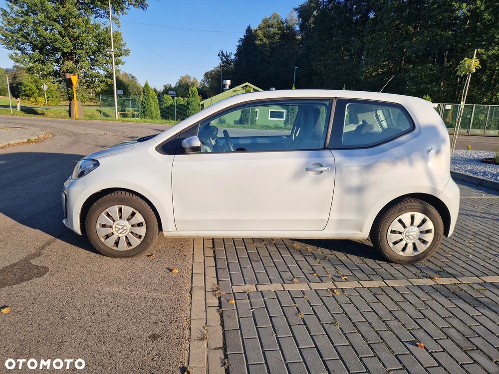 Volkswagen up! move - 6