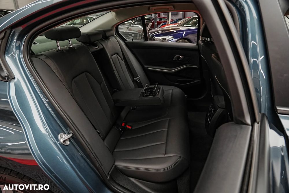 BMW Seria 3 330e xDrive Aut. Sport Line - 10