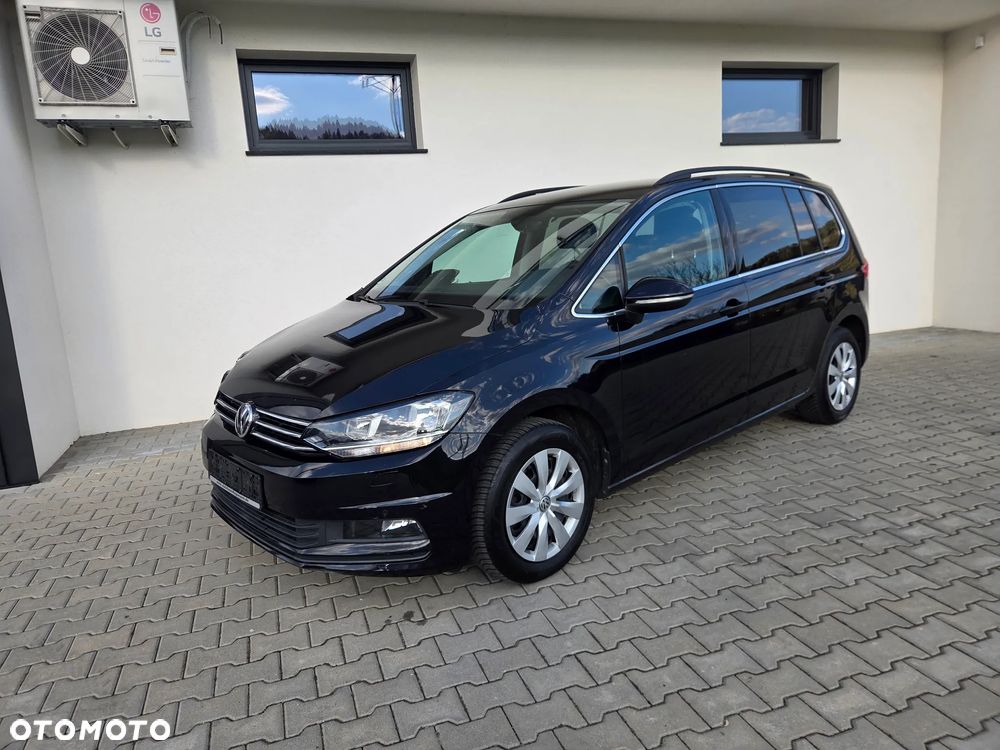 Volkswagen Touran - 6