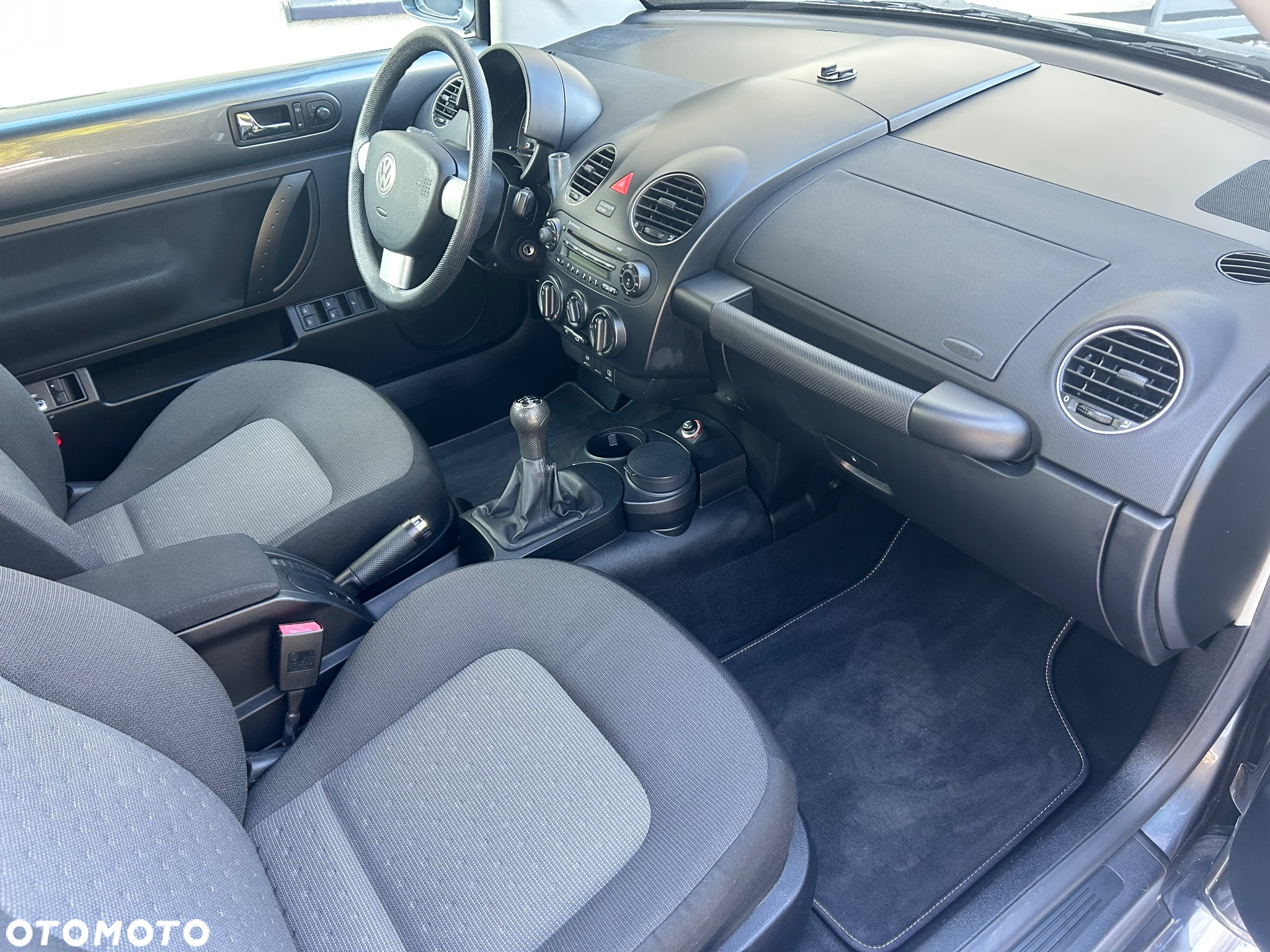 Volkswagen New Beetle 1.4 - 32