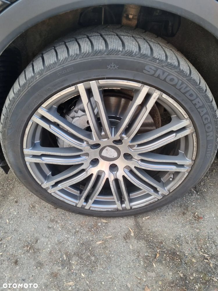 Porsche Cayenne Tiptronic S - 12