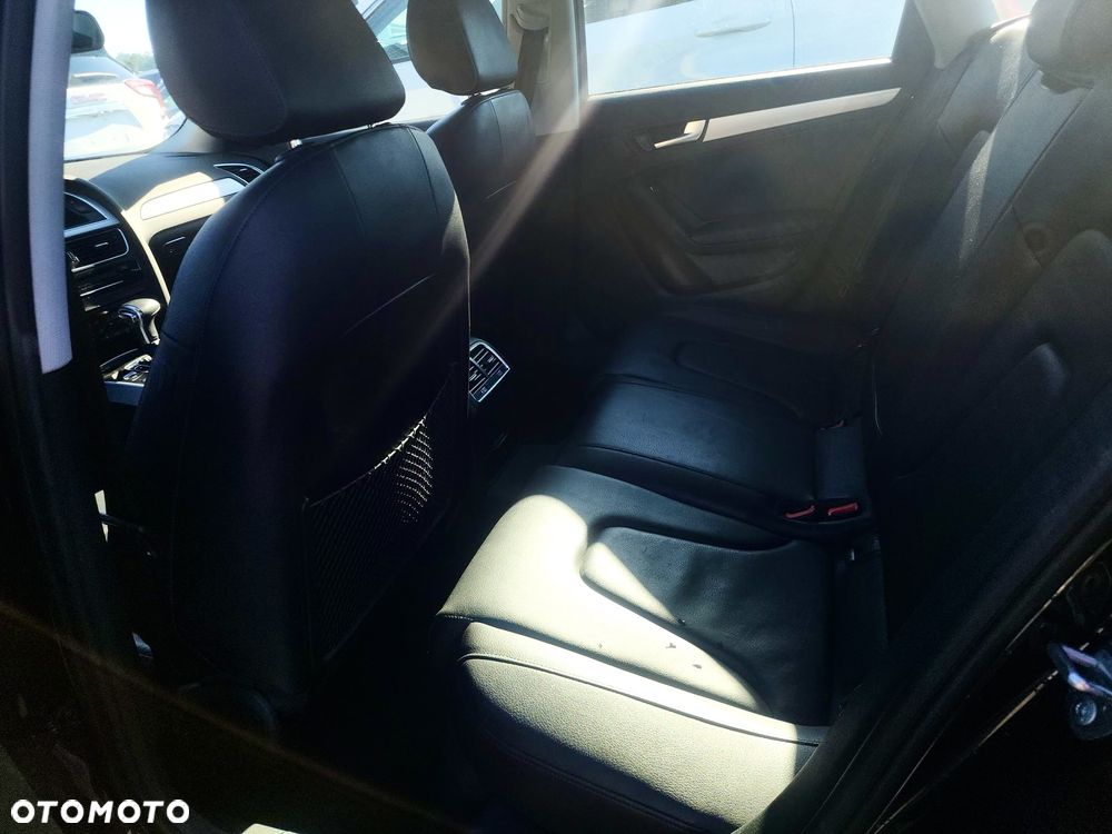 Audi A4 Limousine - 9