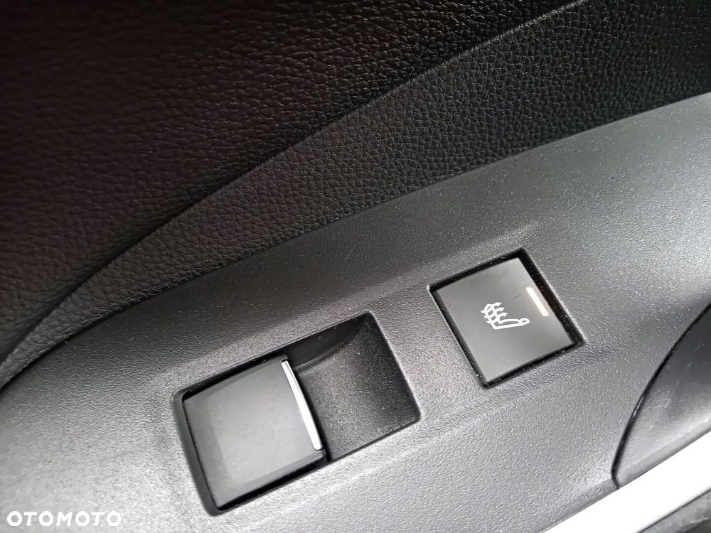 Toyota RAV4 2.5 Hybrid Executive 4x4 - 25