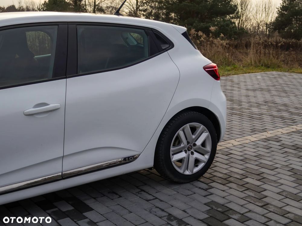 Renault Clio BLUE dCi 85 BUSINESS EDITION - 11