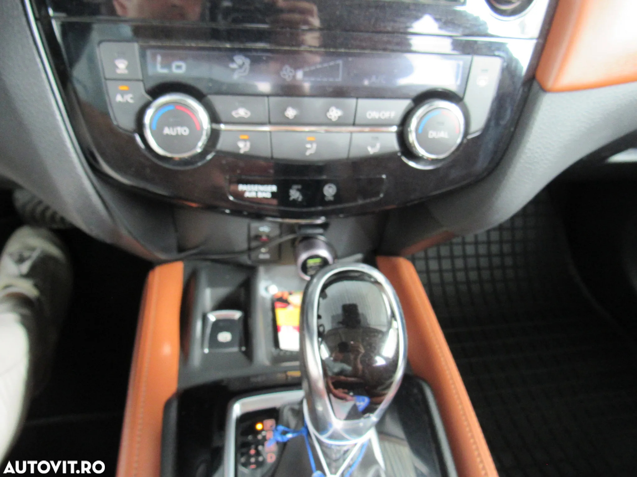 Nissan X-Trail 2.0D XTRONIC Start/Stop 4x4-i Tekna - 31