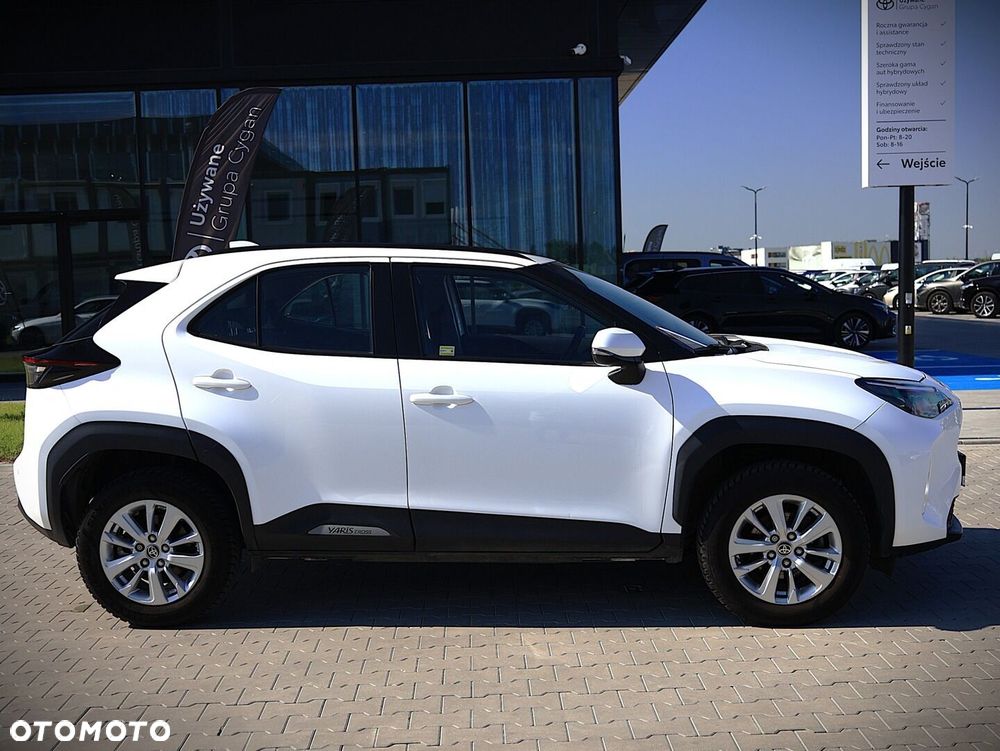 Toyota Yaris Cross Hybrid 1.5 Comfort 4x4 - 7