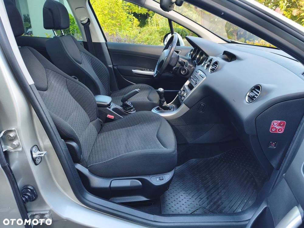Peugeot 308 120 VTi Premium - 31