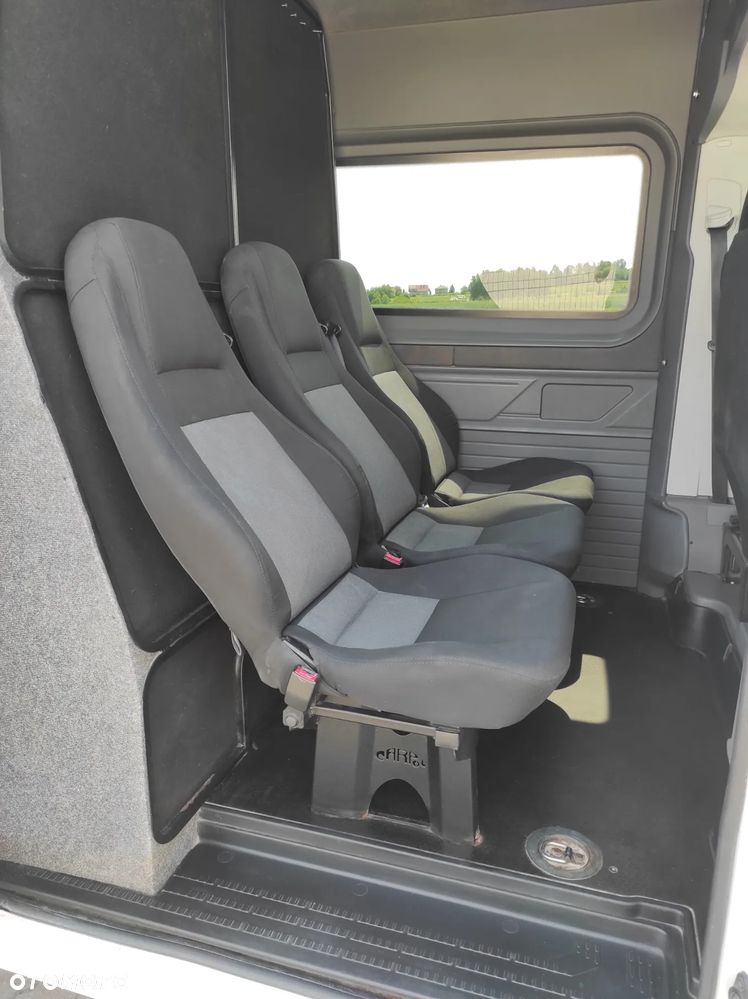 Volkswagen Crafter - 8