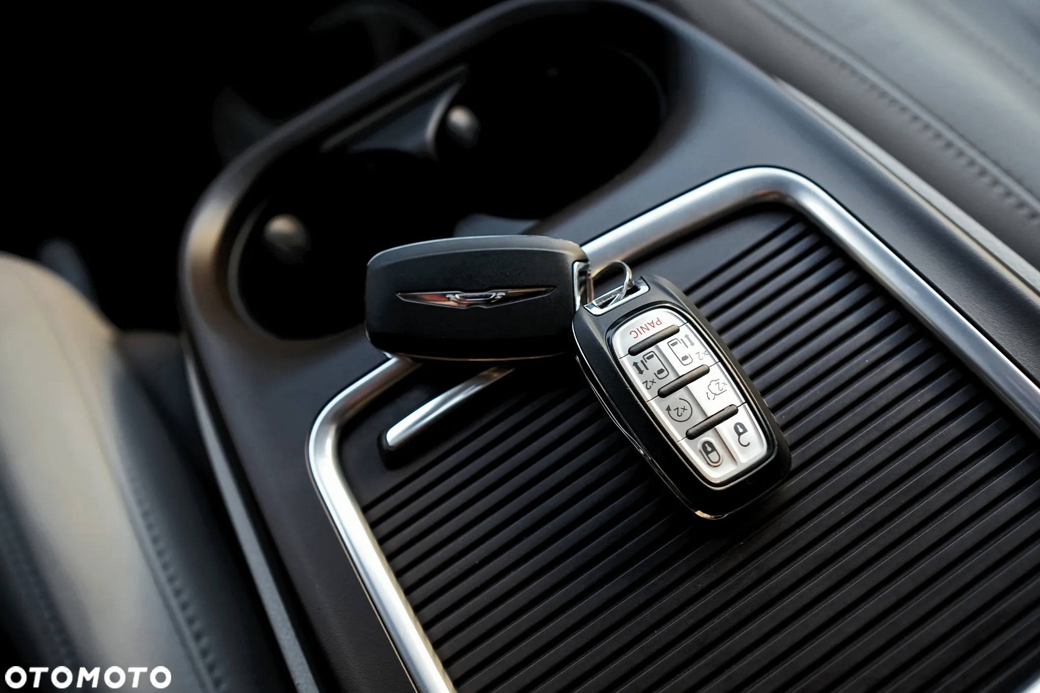 Chrysler Pacifica - 21