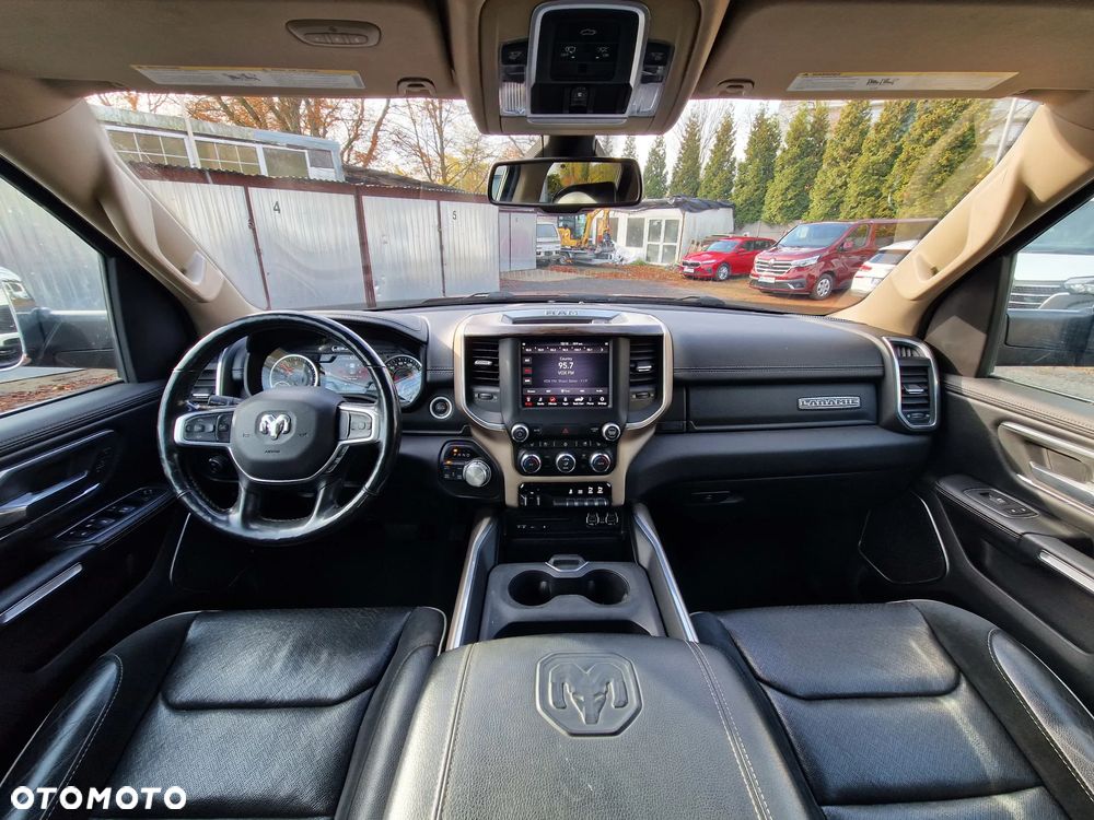 RAM 1500 5.7 Quad Cab Laramie - 9