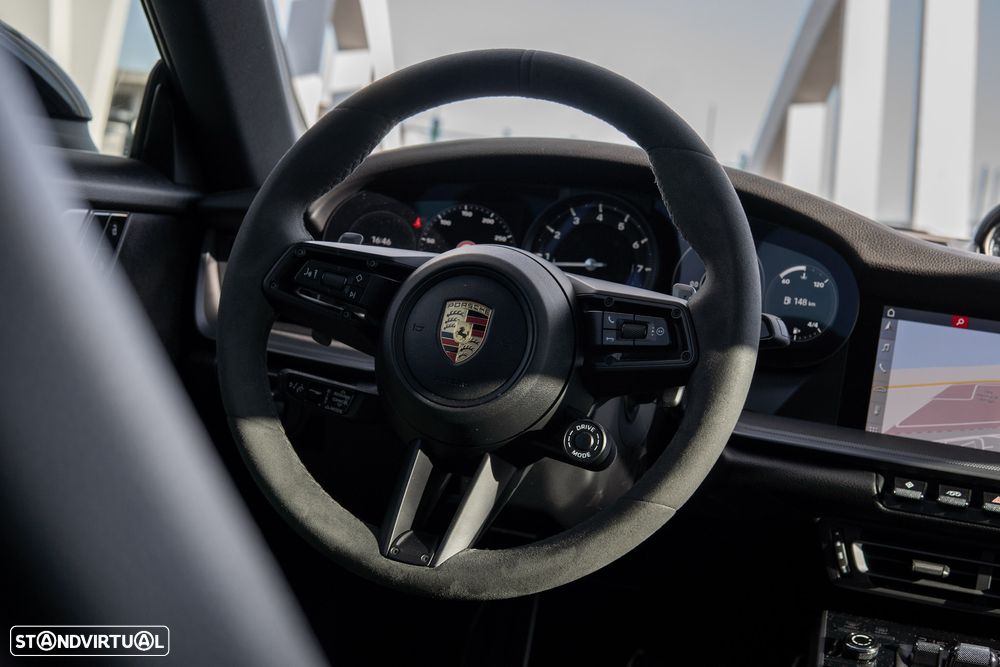 Porsche 911 (992) Carrera PDK - 12