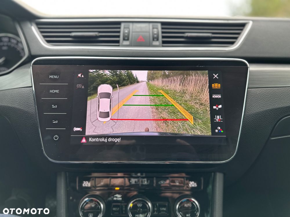 Skoda Superb 2.0 TDI Premium Edition - 34