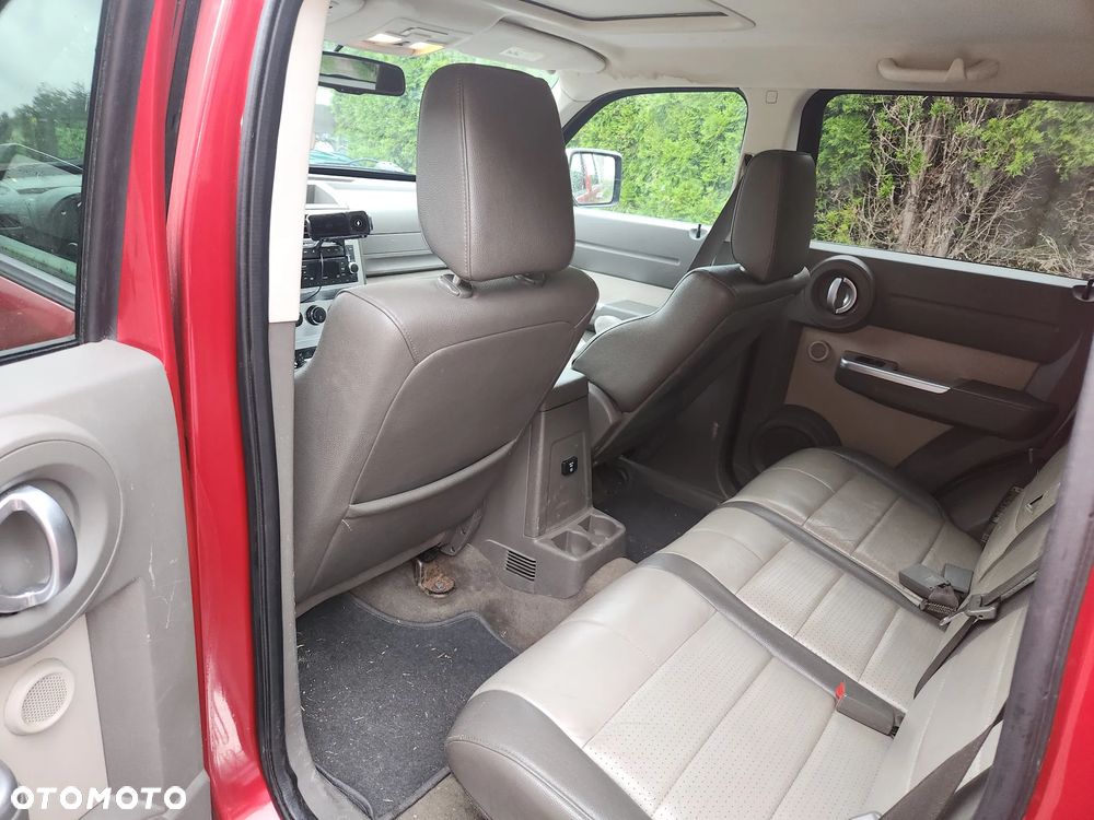 Dodge Nitro 3.7 V6 SLT 4WD - 4
