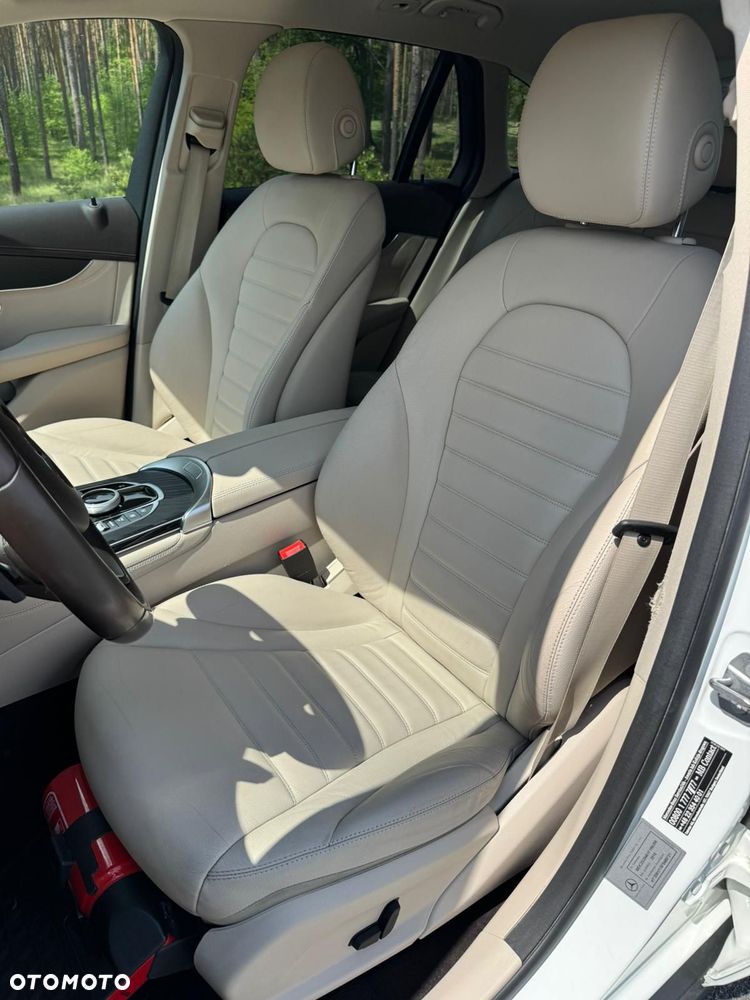 Mercedes-Benz GLC 250 4-Matic - 16
