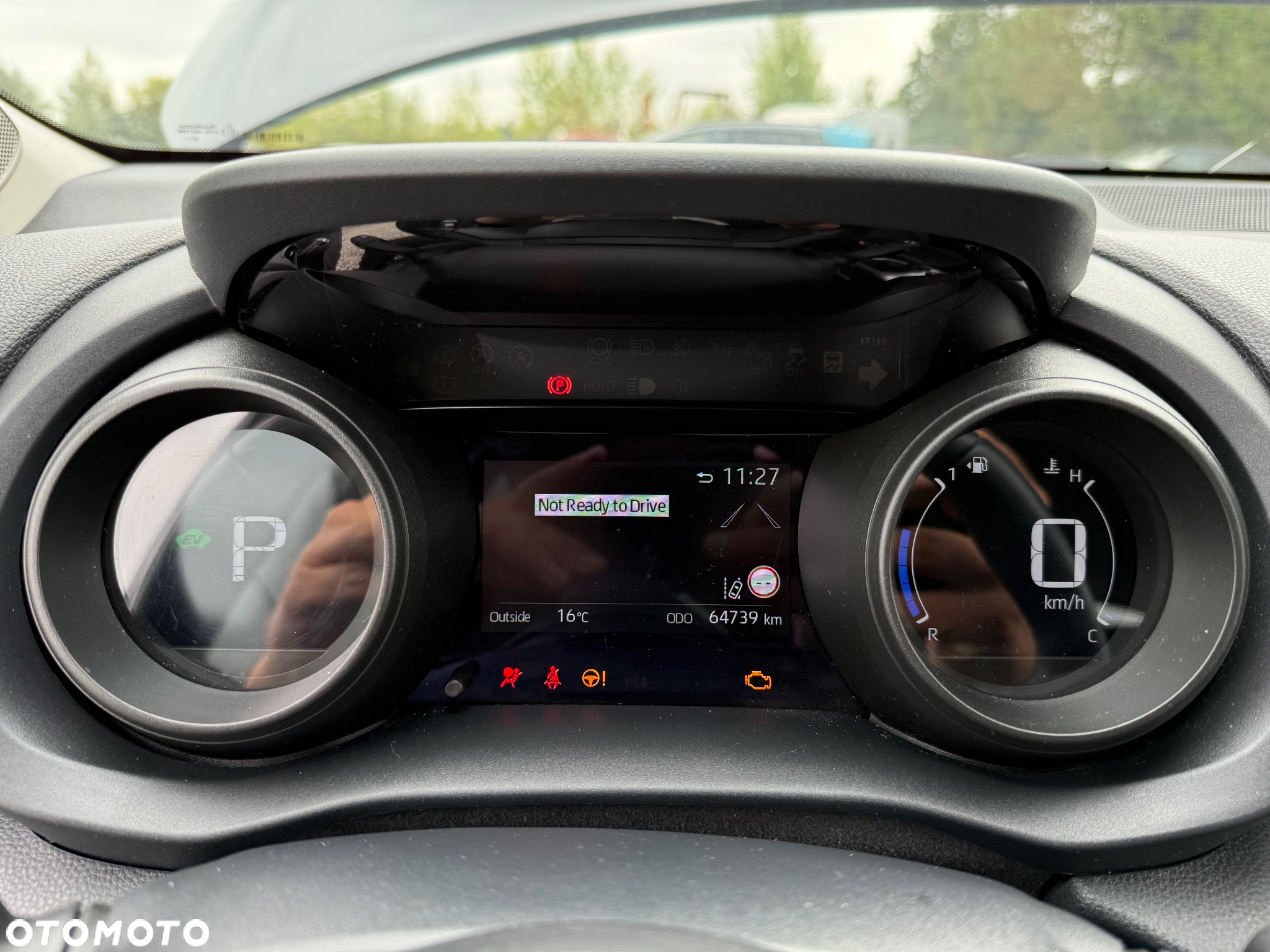 Toyota Yaris Hybrid 1.5 Executive - 12