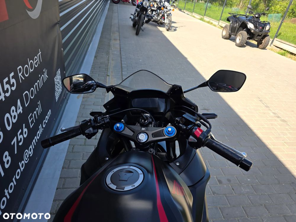 Honda CBR - 32