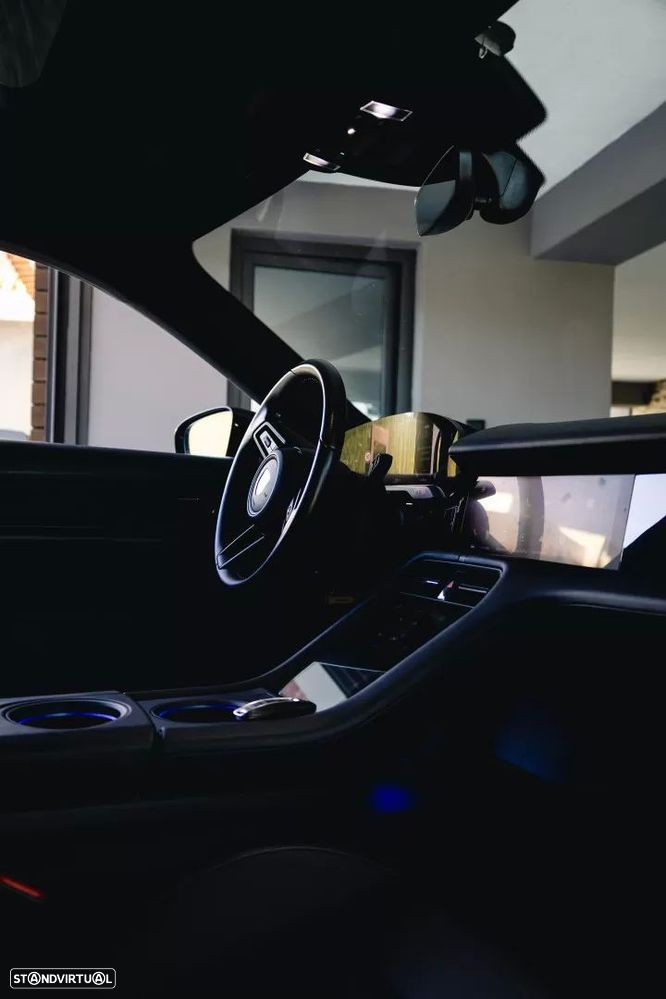 Porsche Taycan Standard - 15